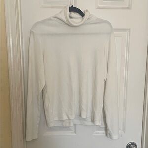 Uniqlo heattech White Long sleeved Turtleneck